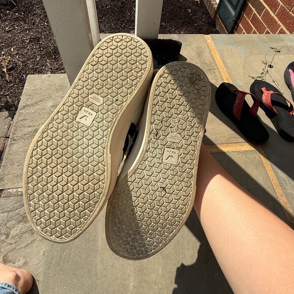 EUC Veja ChromeFree Recife Velcro Sneakers Size 7 - Picture 8 of 8